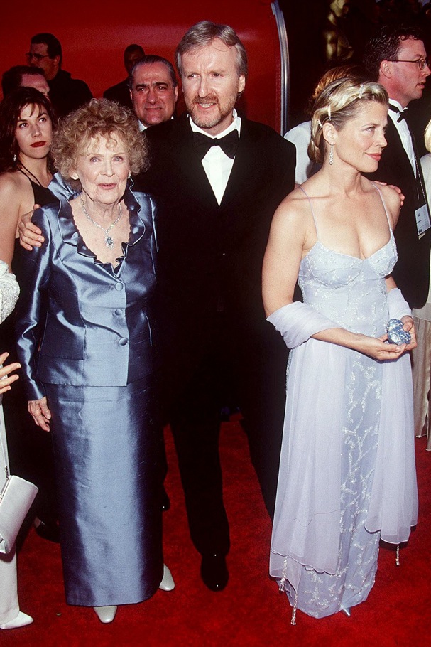 Red Carpet Oscars 1998