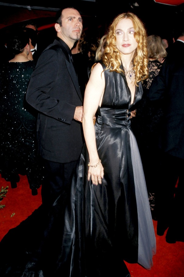 Red Carpet Oscars 1998