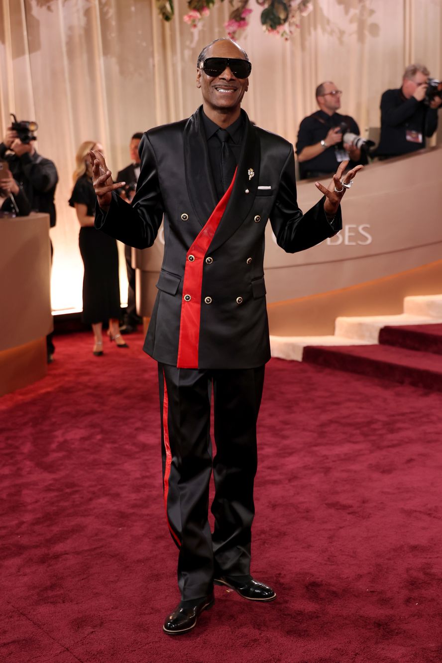 golden globes red carpet