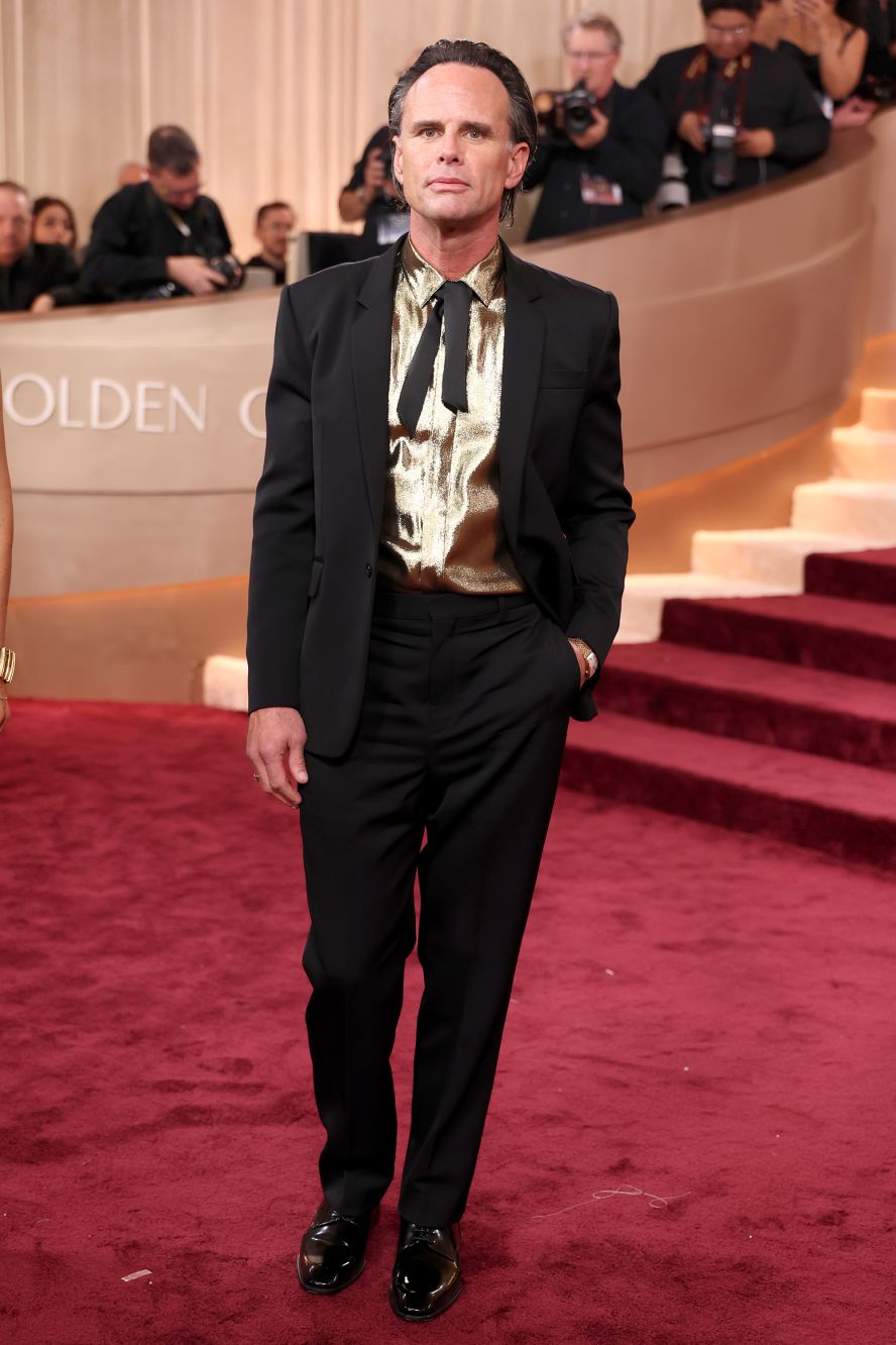 golden globes red carpet