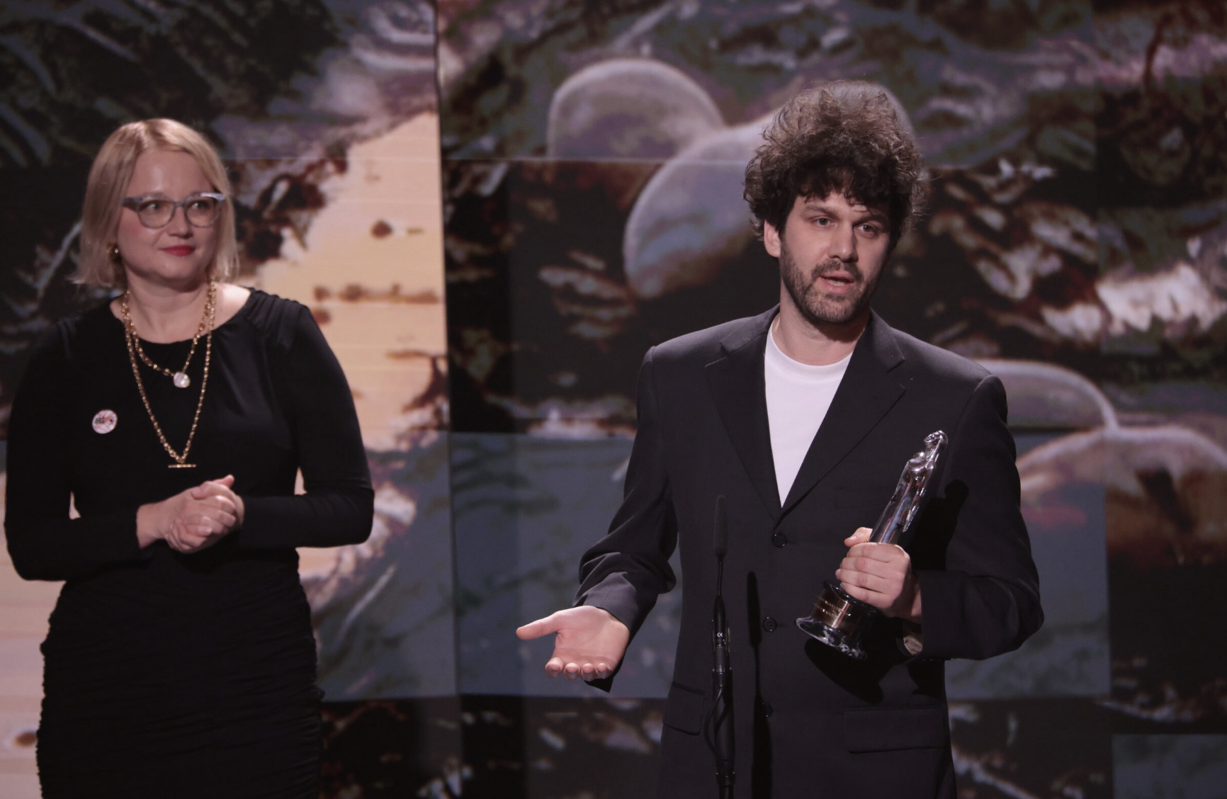 ντοκιμαντέρ