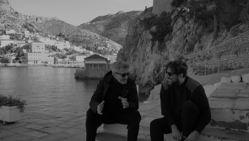 Πάβελ Παβλικόφσκι, Γιώργος Ζώης και «Αρκάντια» σ' ένα ασπρόμαυρο πλάνο στην Υδρα