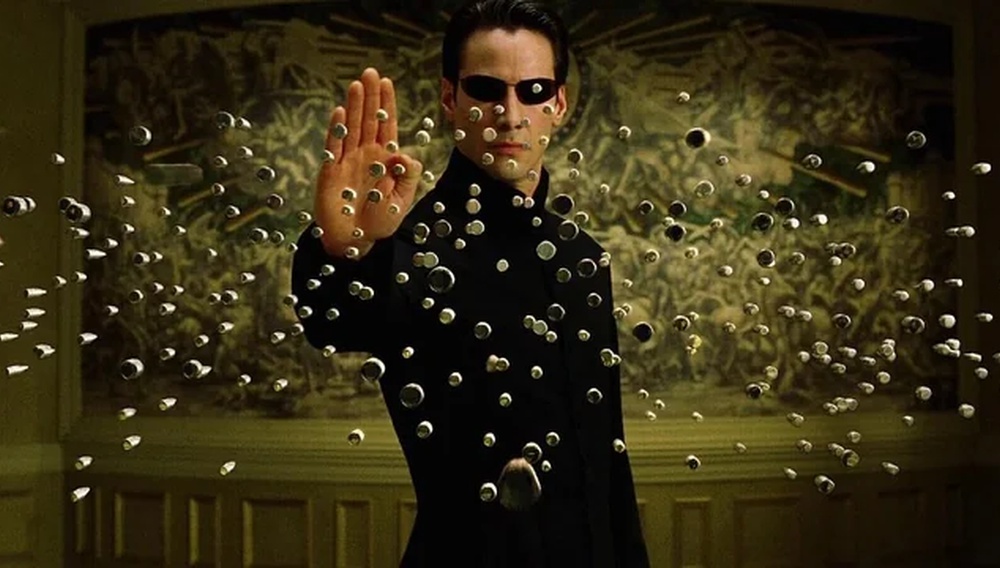 «The Matrix 5»: Ο Ντρου Γκόνταρντ ζητά την «ευλογία» των Γουατσόφσκι πριν βάλει μπροστά τη νέα ταινία