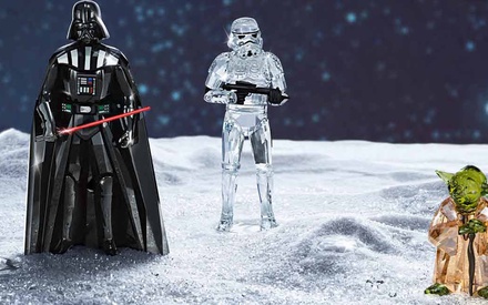Στον γαλαξία του kitsch.  Οι χαρακτήρες του «Star Wars» από κρύσταλλα  Swarovski