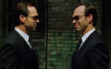 «Matrix 4»: Ο Χιούγκο Γουίβινγκ αποκαλύπτει γιατί δε θα είναι στην ταινία