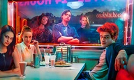 To «Riverdale» είναι το «Twin Peaks, 90210» των ονείρων μας