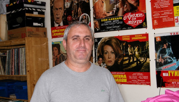Αντίο στον Χρήστο Σταθακόπουλο, την «εγκυκλοπαίδεια» του παλιού ελληνικού σινεμά