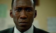 True Detective 3: Eίναι ο Μαχερσάλα Αλι, ο Σίντνεϊ Πουατιέ της εποχής μας;