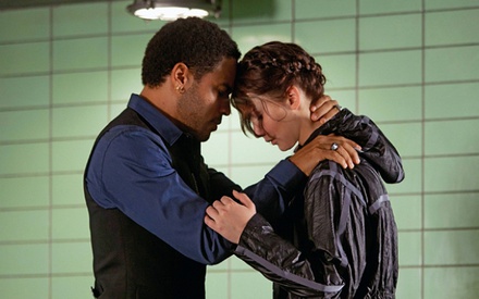 «The Hunger Games»: νέο τρέιλερ στην αρένα!