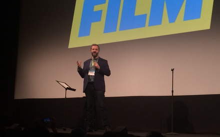 SXSW 2016: To Flix στο 90λεπτο stand-up show του Τζαντ Απαταου