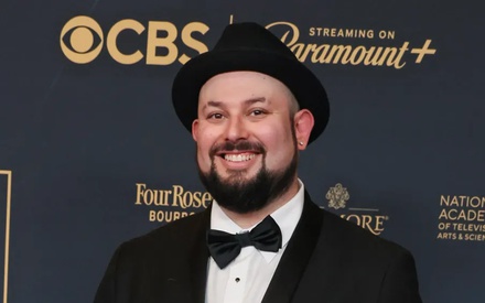 Ταινία τρόμου γυρισμένη εξ ολοκλήρου σε VHS ετοιμάζει ο Τζέιμς Κάλεν Μπρέσακ