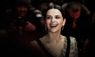 Berlinale 2019: Η Ζιλιέτ Μπινός στο πρώτο κόκκινο χαλί
