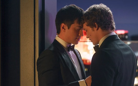 Δικαστήριο της Μόσχας κατηγορεί τις υπηρεσίες streaming για «ΛΟΑΤΚΙ+ προπαγάνδα» λόγω του «Heated Rivalry»