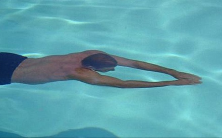 Καλοκαιρινές σκηνές για πάντα #3 / «The Swimmer» του Φρανκ Πέρι