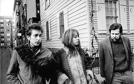 Οι Κοέν πιάνουν την κιθάρα τους