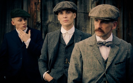 «We’re Peaky Blinders. We’re no scared of coppers» Η βρετανική τηλεόραση μόλις έγινε λίγο πιο βίαιη