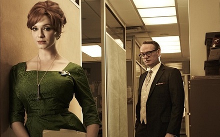 Νέες φωτογραφίες για το «Mad Men», λίγες ημέρες πριν τη μεγάλη πρεμιέρα...