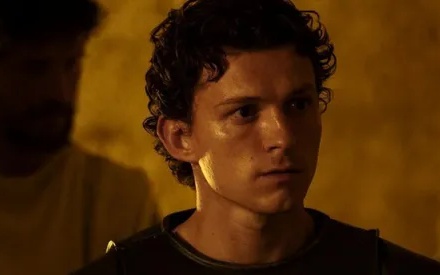 Ο Τομ Χόλαντ αποθεώνει την «Οδύσσεια» του Κρίστοφερ Νόλαν