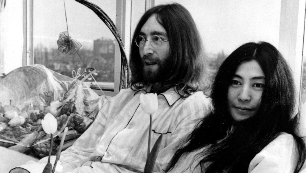 Στίβεν Σόντερμπεργκ : Τι είχαν να πουν ο Τζον Λένον κι η Γιόκο Ονο λίγο πριν την δολοφονία του θρυλικού σκαθαριού;