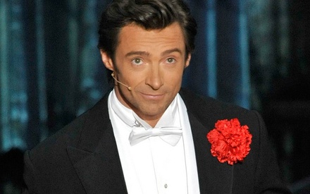 Ο Χιου Τζάκμαν, όσο έχει φωνή, θα το τραγουδάει