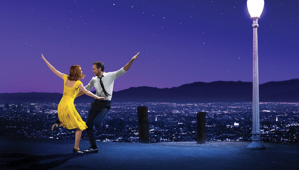 Το «La La Land» διορθώνει την πιο διάσημη «αδικία» της αφίσας του 10 χρόνια μετά, όπως ήθελε ο Ράιαν Γκόσλινγκ