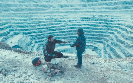 Τι βλέπουμε στο σπίτι την Κυριακή, 5 Απριλίου