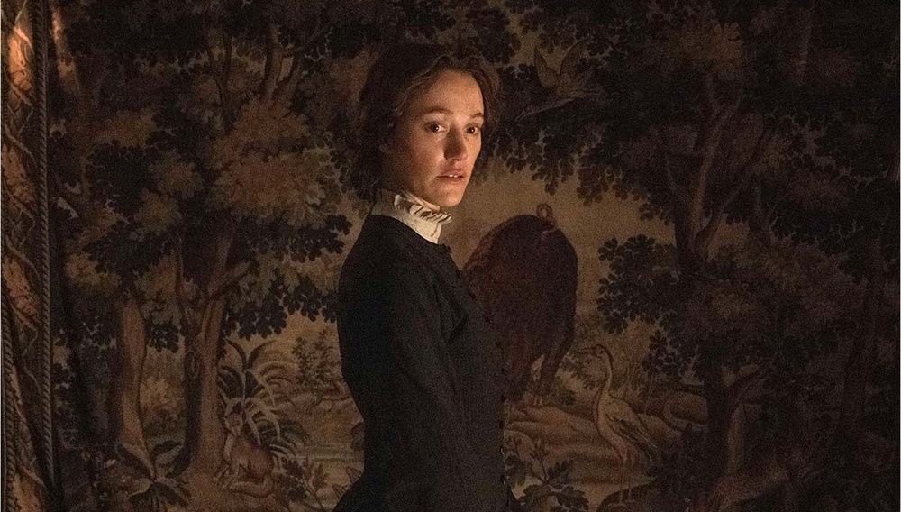 Πρώτο τρέιλερ του «Victorian Psycho» με τη Μάικα Μονρό σε έναν ανατριχιαστικό ρόλο