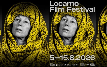 Η Σίντι Σέρμαν υπογράφει την αφίσα της 79ης έκδοσης του Φεστιβάλ Κινηματογράφου του Λοκάρνο