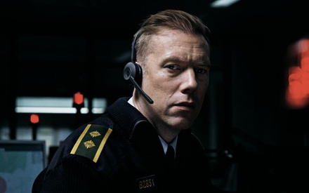 «The Guilty»: Το πιο αγωνιώδες θρίλερ της χρονιάς έρχεται από τη Δανία