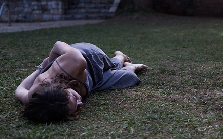 Et si tu n'existais pas: Τρέιλερ για το «Love Me Not» του Αλέξανδρου Αβρανά