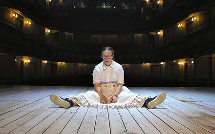 Τι βλέπουμε στο σπίτι την Παρασκευή, 5 Δεκεμβρίου