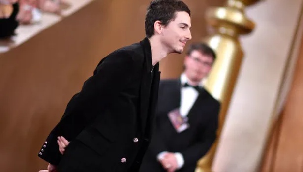 Χρυσές Σφαίρες 2026: Η πιο «γλυκιά» στιγμή του Τίμοθι Σαλαμέ