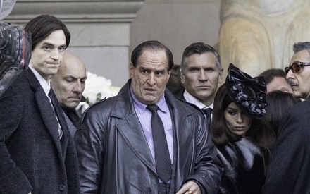 Ο αγνώριστος Κόλιν Φάρελ (και λίγη Catwoman) στα γυρίσματα του «The Batman»