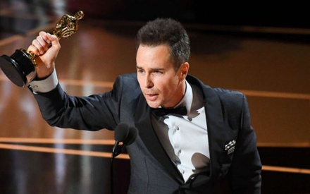 Oscars 2018: Ο Σαμ Ρόκγουελ αφιερώνει «στον παλιό του φίλο», Φίλιπ Σέιμουρ Χόφμαν