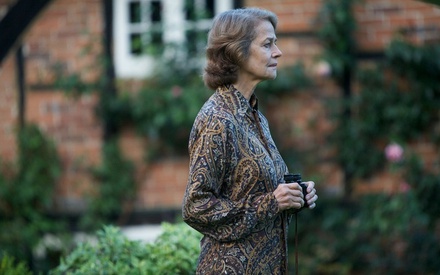 «Restless» H Σαρλότ Ράμπλινγκ Κατάσκοπος για το Sundance Channel
