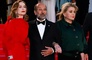 Κάννες 2026: Η Ιζαμπέλ Ιπέρ απαντά στο Flix. Πώς ήταν να παίζει με την Κατρίν Ντενέβ στις «Παράλληλες Ιστορίες» του Ασγκάρ Φαραντί;