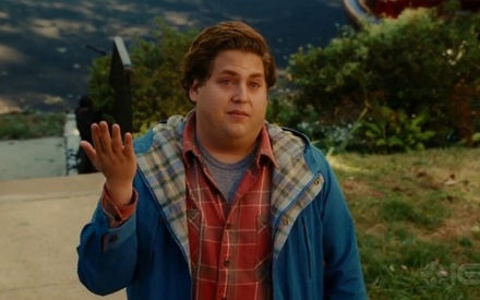 Θα εμπιστευόσαστε τα παιδιά σας στον Τζόνα Χιλ;