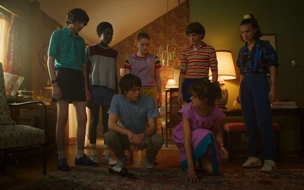 «We’re not kids anymore»: Τα πιτσιρίκια του «Stranger Things» μεγαλώνουν απότομα στο τρέιλερ του τρίτου κύκλου