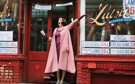 Ηρθε η ώρα να γνωρίσετε την «Marvelous Mrs Maisel»