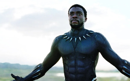 Το αστέρι του Τσάντγουικ Μπόουζμαν θα συνεχίσει να λάμπει, πλέον από το Hollywood Walk of Fame