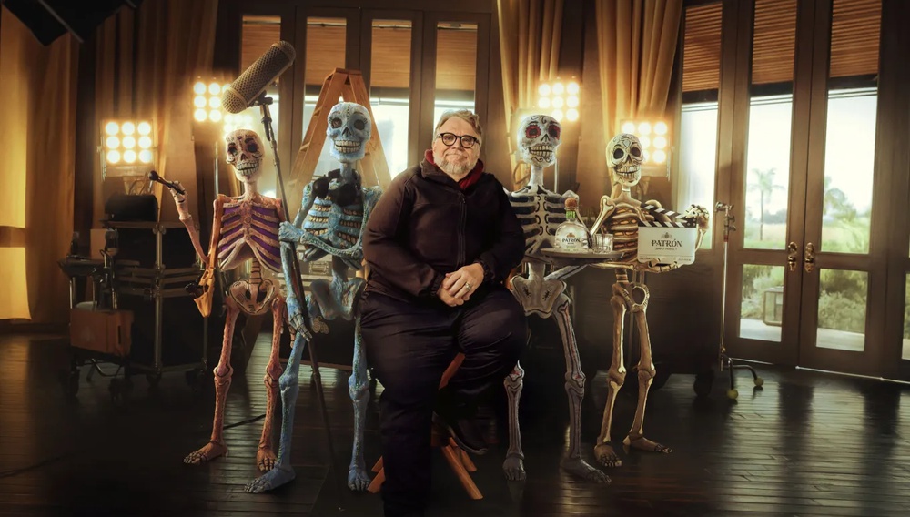 Ο Γκιγιέρμο ντελ Τόρο σκηνοθετεί για πρώτη φορά διαφήμιση