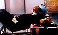Οι Ταινίες της Κυριακής: «World on a Wire» του Ράινερ Βέρνερ Φασμπίντερ