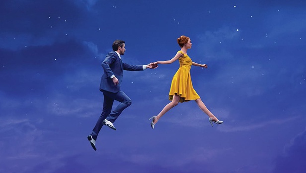 Δέκα χρόνια μετά, το όνειρο του «La La Land» δεν έχει ξεθωριάσει