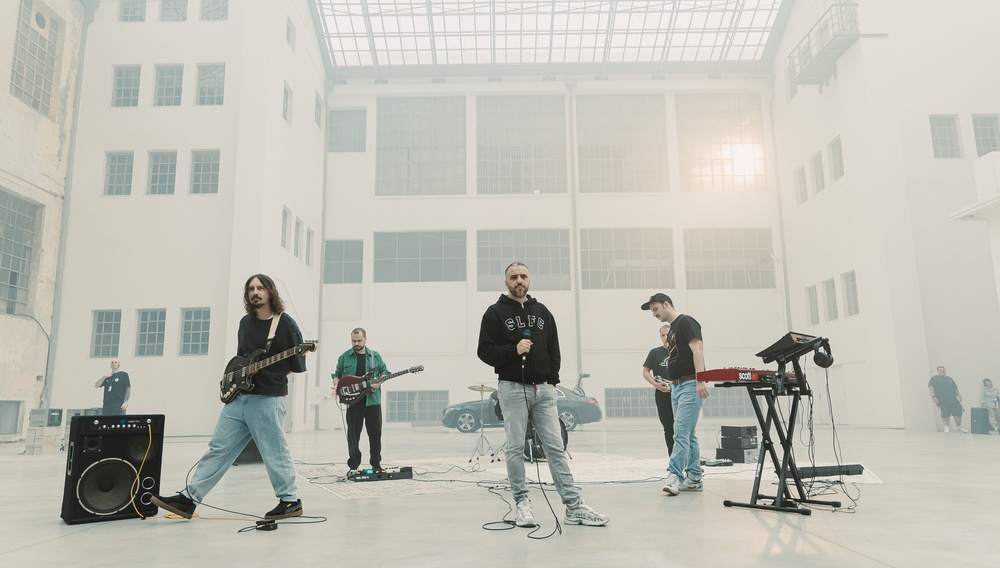 Ο ΛΕΞ, ο Οικονομίδης, η «Σπασμένη Φλέβα» και το νέο video clip