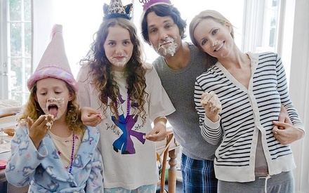 «This Is 40»: πρώτη εικόνα από τη νέα ταινία του Τζαντ Απατοου