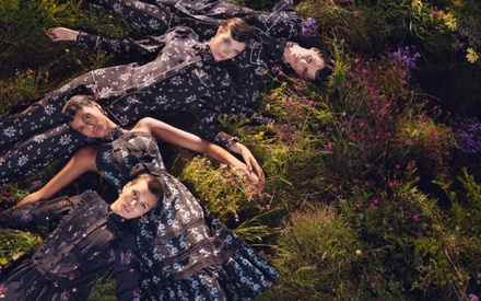 «The Secret Life of Flowers»: Ο Μπαζ Λούρμαν σκηνοθετεί μια ανθισμένη μικρού μήκους για την H&M