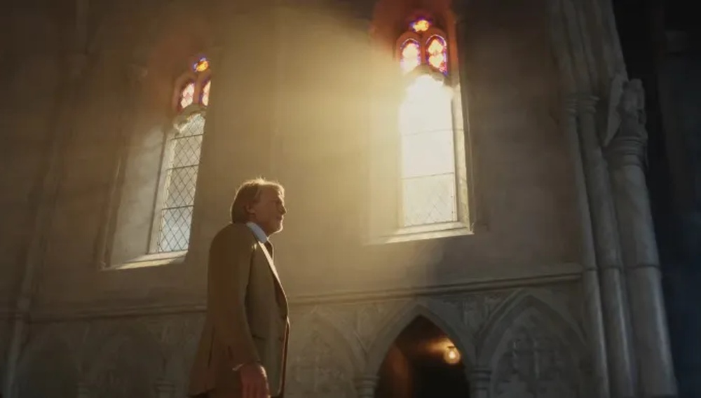 Wake Up Dead Man: Στα Μαχαίρια