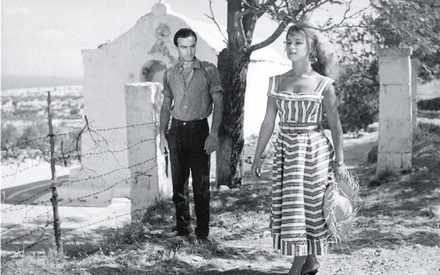 Τα νησιά του ελληνικού σινεμά #20 - Η Αίγινα στις «Διακοπές στην Αίγινα» του Ανδρέα Λαμπρινού