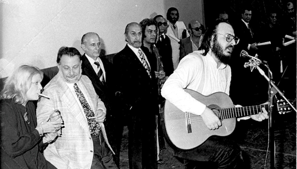 Διονύσης Σαββόπουλος: Πιστέψαμε ότι τον χορτάσαμε, αλλά τούτη η θητεία δεν σταματάει πουθενά...