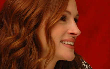 Η Τζούλια είναι θεά